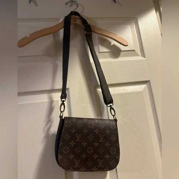 Vintage Boho Bags Louis Vuitton Brown Monogram Crossbody Bag - Oddessy - Picture 2 of 3